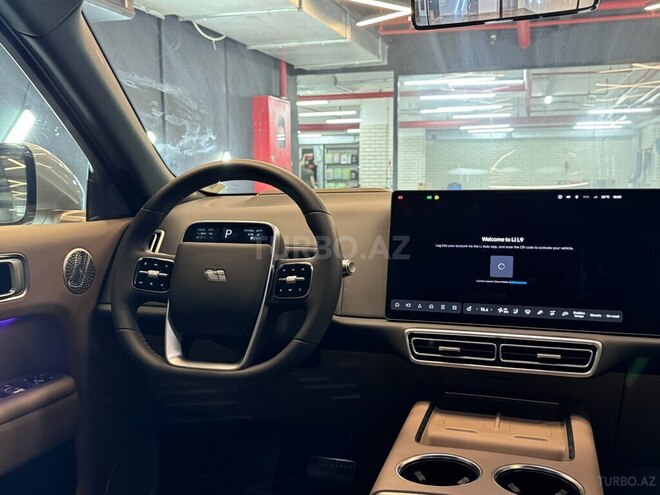 Li Auto L9 2025, 0 km - 1.5 l - Bakı