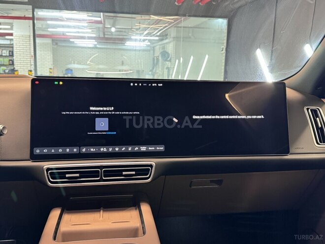 Li Auto L9 2025, 0 km - 1.5 l - Bakı