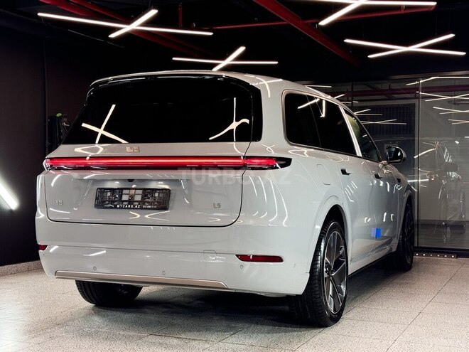Li Auto L9 2025, 0 km - 1.5 l - Bakı