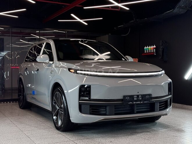 Li Auto L9 2025, 0 km - 1.5 l - Bakı