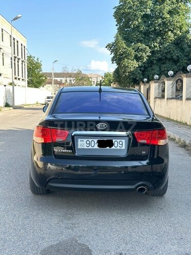 Kia Cerato 2011, 276,000 km - 1.6 l - Quba