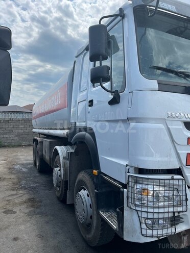 HOWO Sinotruk 2023, 15,000 km - 10.5 л - Bakı