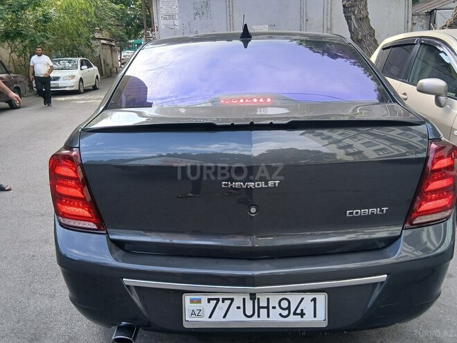 Chevrolet Cobalt-16