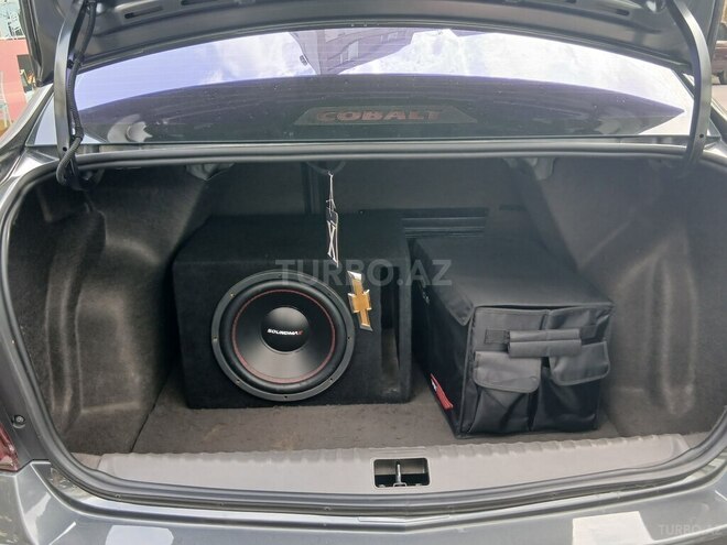Chevrolet Cobalt-17