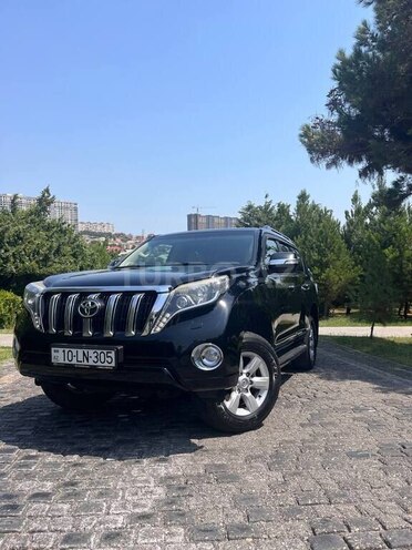 Toyota Land Cruiser Prado-4