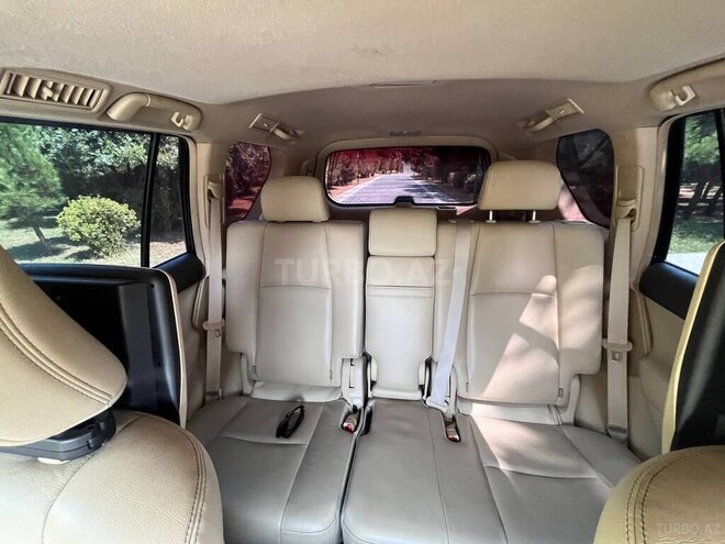 Toyota Land Cruiser Prado-16
