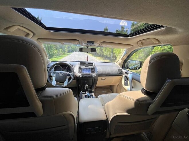 Toyota Land Cruiser Prado-14