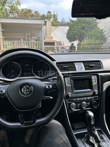 Volkswagen Passat (North America) 2017, 135,019 km - 1.8 l - Bakı