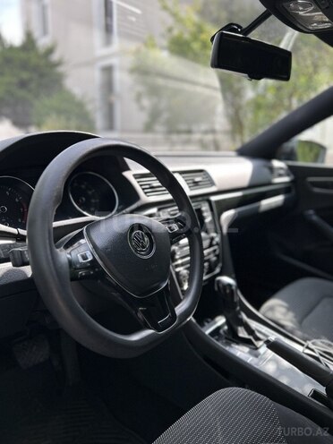 Volkswagen Passat (North America) 2017, 135,019 km - 1.8 l - Bakı