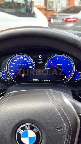 BMW 520 2018, 135,000 km - 2.0 l - Bakı