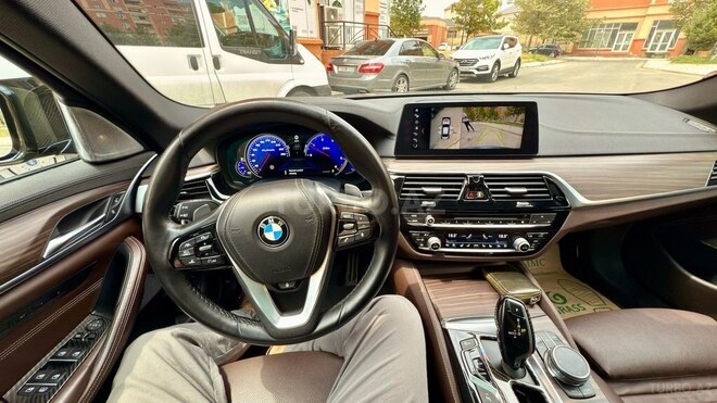 BMW 520 2018, 135,000 km - 2.0 l - Bakı