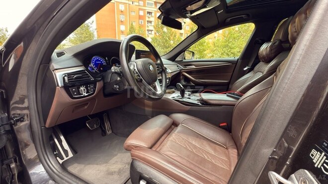 BMW 520 2018, 135,000 km - 2.0 l - Bakı