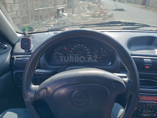 Opel Astra 1995, 255,000 km - 1.6 l - Ağcabədi