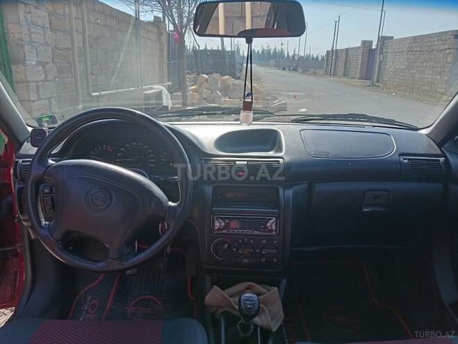 Opel Astra 1995, 255,000 km - 1.6 l - Ağcabədi