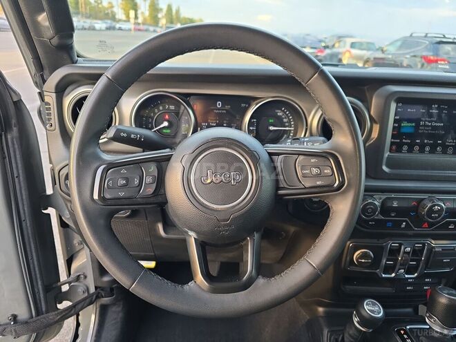 Jeep Wrangler-9