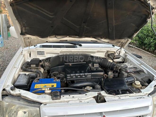 Mitsubishi Pajero io 2000, 100,000 km - 1.8 l - Bakı