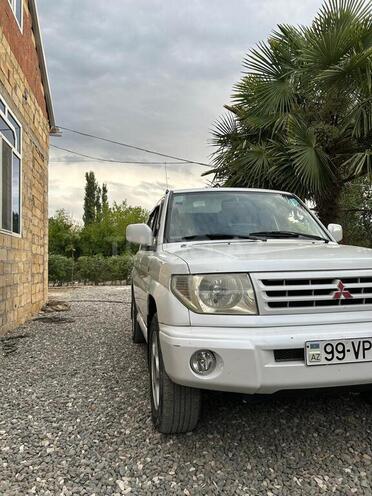Mitsubishi Pajero io 2000, 100,000 km - 1.8 l - Bakı