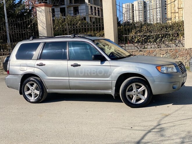 Subaru Forester 2006, 299,999 km - 2.5 l - Bakı