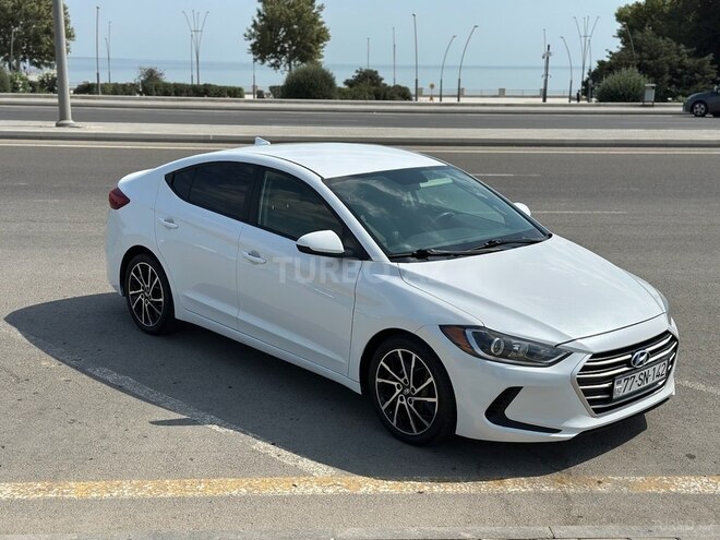 Hyundai Elantra 2016, 190,000 km - 2.0 l - Bakı