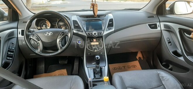 Hyundai Elantra 2014, 118,000 km - 1.8 l - Bakı