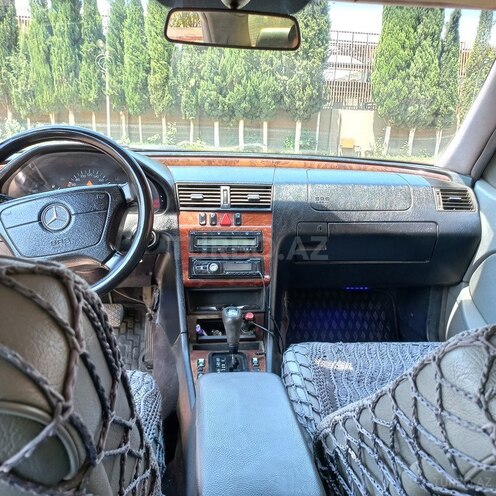 Mercedes C 200 1999, 384,000 km - 2.0 л - Gəncə