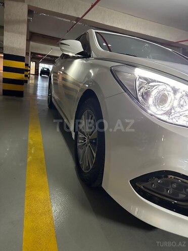 Hyundai Grandeur-6