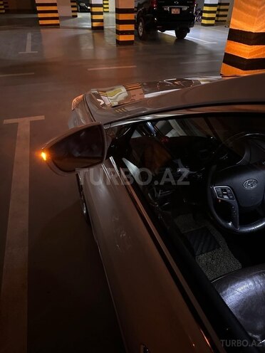Hyundai Grandeur-5