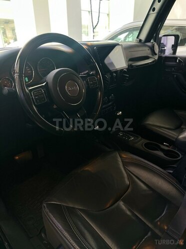 Jeep Wrangler-7
