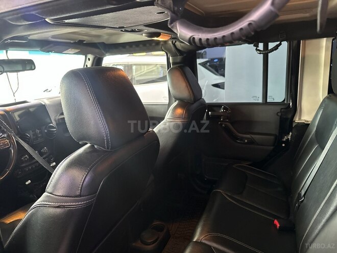 Jeep Wrangler-10