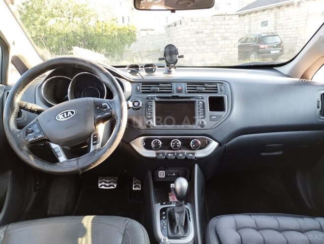 Kia Rio 2011, 250,000 km - 1.6 l - Bakı
