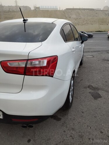 Kia Rio 2011, 250,000 km - 1.6 l - Bakı