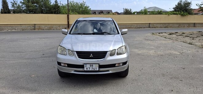 Mitsubishi Airtrek 2001, 236,000 km - 2.4 л - Bakı