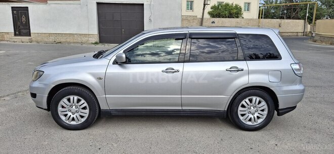 Mitsubishi Airtrek 2001, 236,000 km - 2.4 л - Bakı