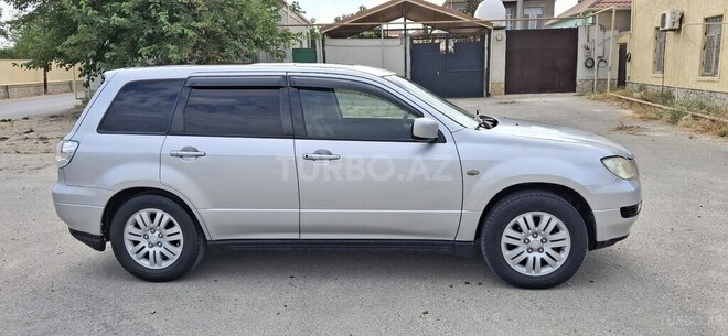 Mitsubishi Airtrek 2001, 236,000 km - 2.4 л - Bakı