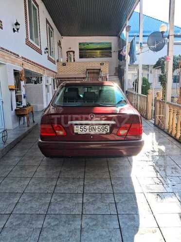 Mercedes E 200 1999, 161,000 km - 2.0 l - Bakı
