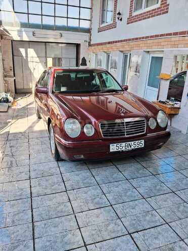 Mercedes E 200 1999, 161,000 km - 2.0 l - Bakı