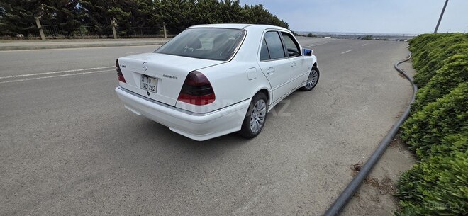 Mercedes C 240-16