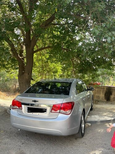 Chevrolet Cruze-10