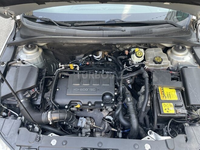 Chevrolet Cruze-14