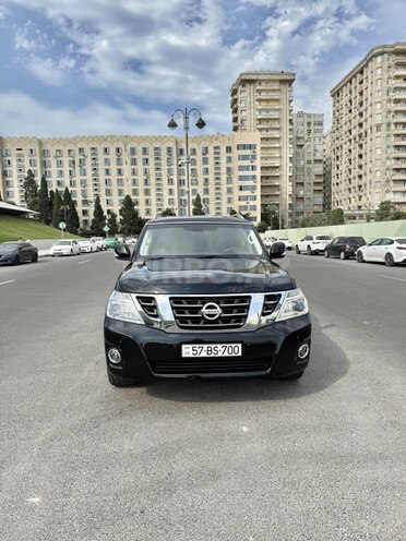 Nissan Patrol 2010, 261,000 km - 5.6 l - Bakı