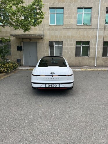 Hyundai Grandeur-4