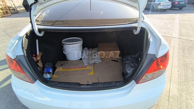 Hyundai Accent 2012, 264,000 km - 1.4 л - Bakı