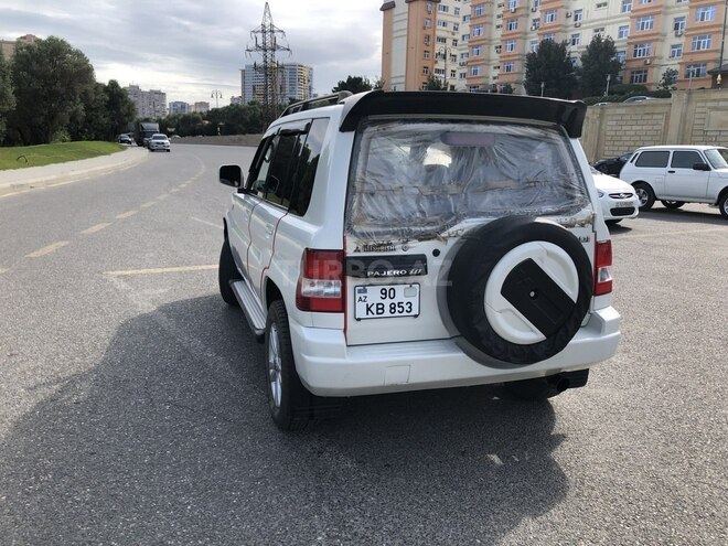 Mitsubishi Pajero io 1999, 400,000 km - 1.8 l - Bakı