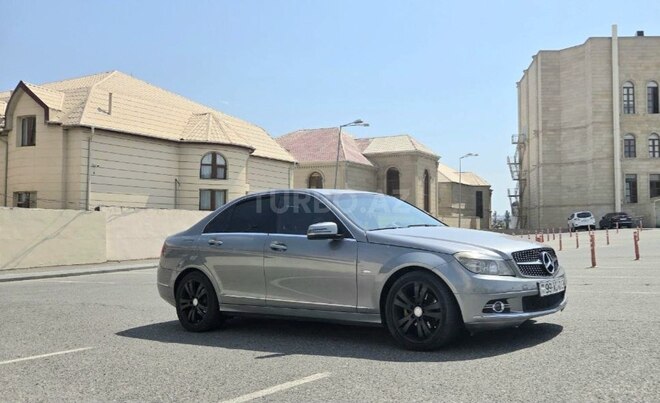 Mercedes C 220 d 2010, 222,000 km - 2.2 l - Bakı