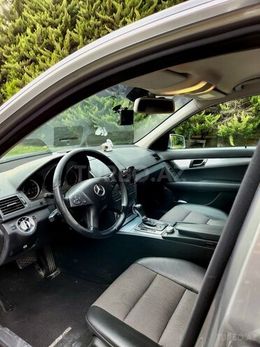 Mercedes C 220 d 2010, 222,000 km - 2.2 l - Bakı
