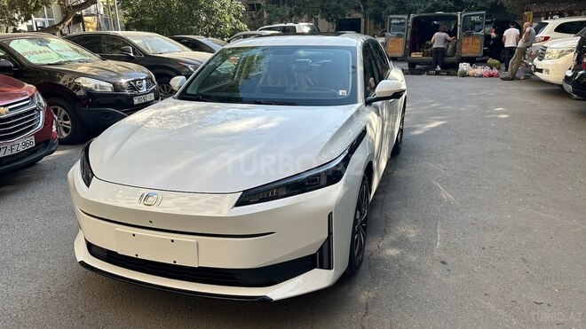 Changan Qiyuan A05 2025, 0 km - 1.5 l - Bakı