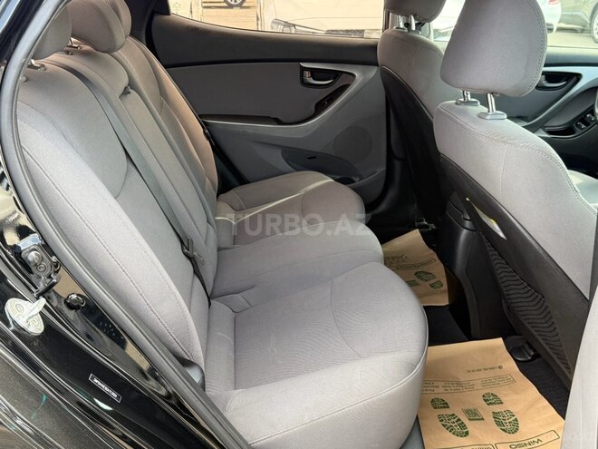 Hyundai Elantra 2015, 111,000 km - 1.8 l - Bakı