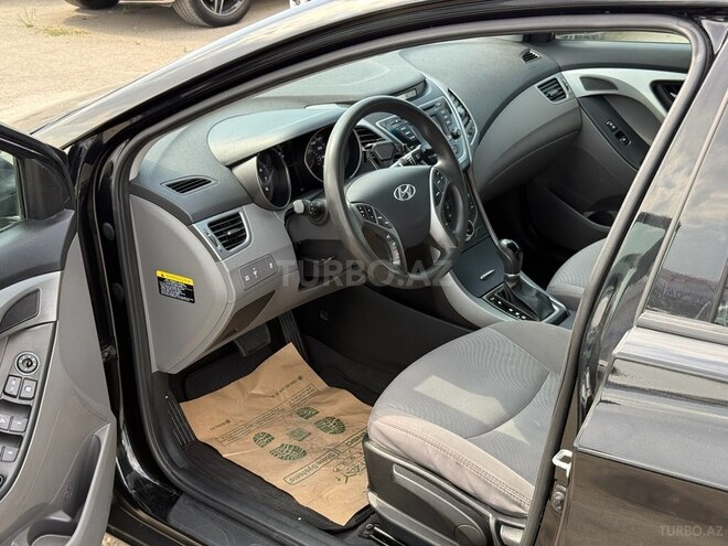 Hyundai Elantra 2015, 111,000 km - 1.8 l - Bakı