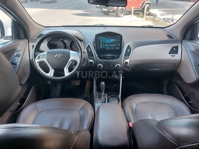Hyundai ix35 2011, 290,000 km - 2.0 l - Bakı