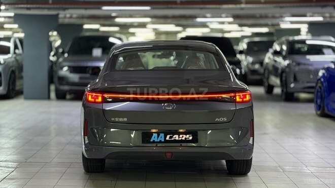 Changan Qiyuan A05-6
